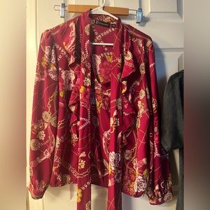 Flower and lock colored blouse with neck tie